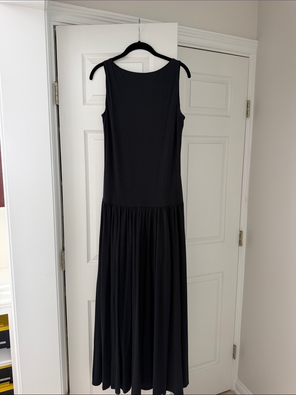 Abercrombie & Fitch Black Sleeveless Maxi Dress